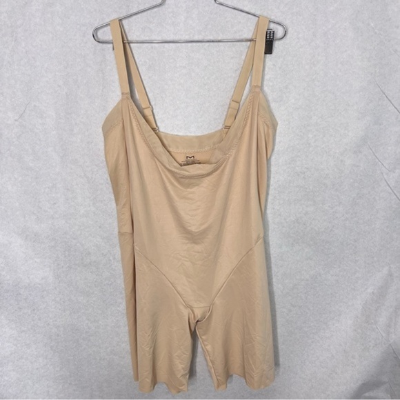 Maidenform shapewear shorts beige size 3XL - Picture 1 of 6